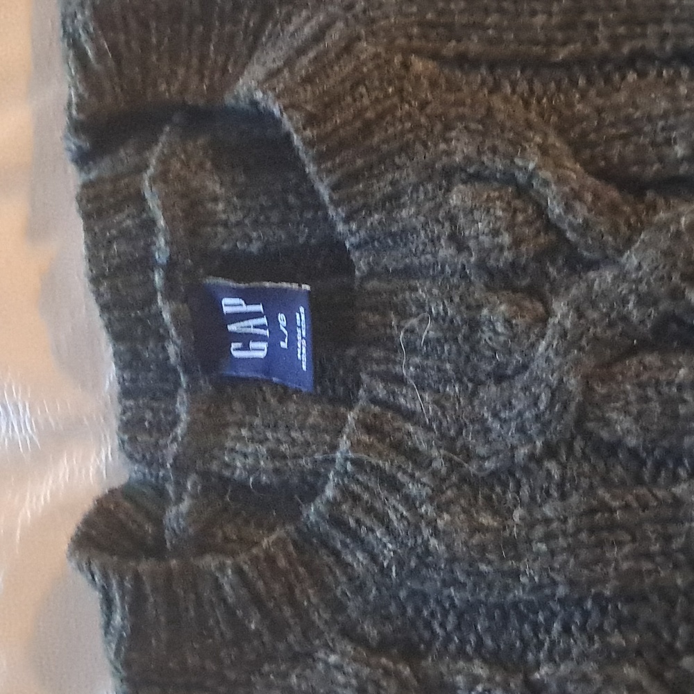 100% Lambswool Sweater